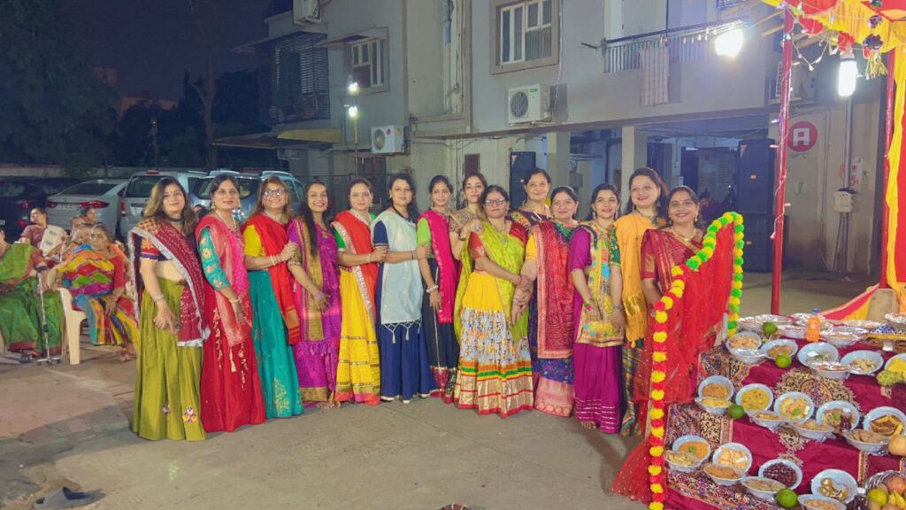 નારણપુરામાં મુર્ધન્ય એપાર્ટમેન્ટ ખાતે માતાજીની આઠમની ઉત્સાહ સાથે ઉજવણી