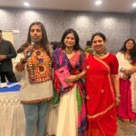 નારાયણી હાઇટ્સ ખાતે એસએનએસ  કલિનરી ગ્રુપ ના ગરબા મહોત્સવમાં ઇન્ટરનેશનલ સેલિબ્રિટી ટેરોટ રીડર પુનિતજી લુલ્લા નિર્ણાયક તરીકે ઉપસ્થિત રહ્યાં